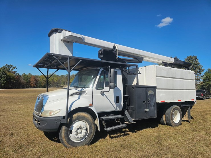 2005-international-durastar-4300-image-3