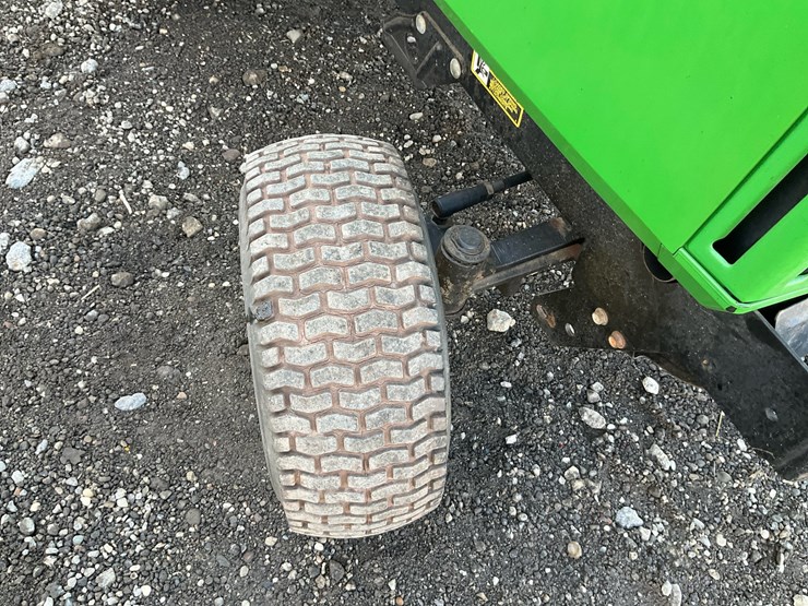 john-deere-240-image-20