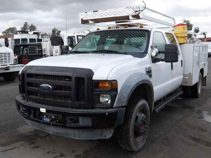 2010-ford-f450-image-1