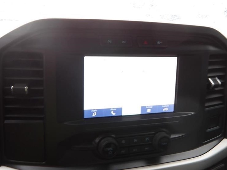 2021-ford-f150-image-21