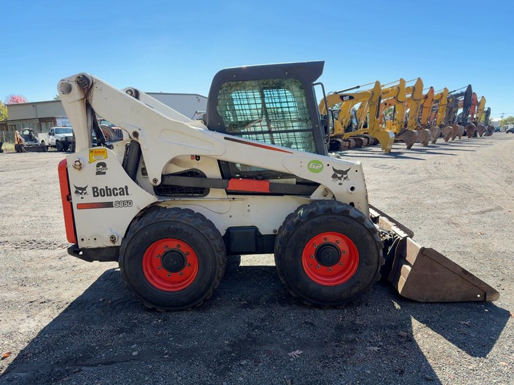 2016-bobcat-s850-image-6