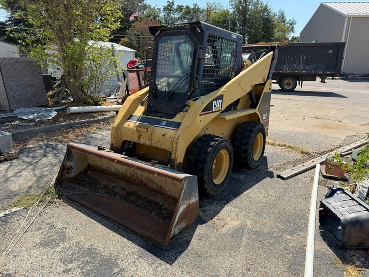 2003-caterpillar-262-image-1