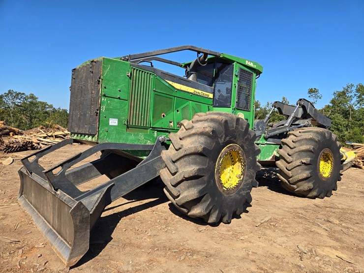 2020-john-deere-2020-image-2