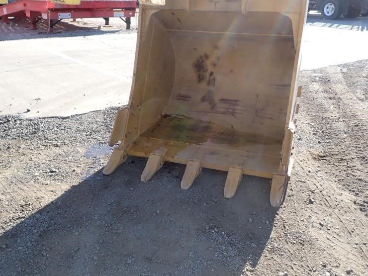 2024-caterpillar-320gc-image-7