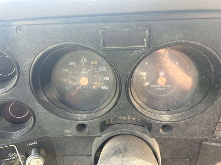 #10590-•-*inop-1985-chevrolet-d30-military-postal-unit-4x4-pickup-1gchd34jxff373404-inv#10590-image-53