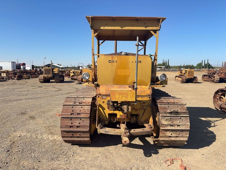 caterpillar-d7-image-4