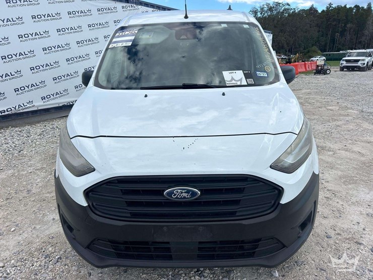 2020-ford-transit-connect-image-28