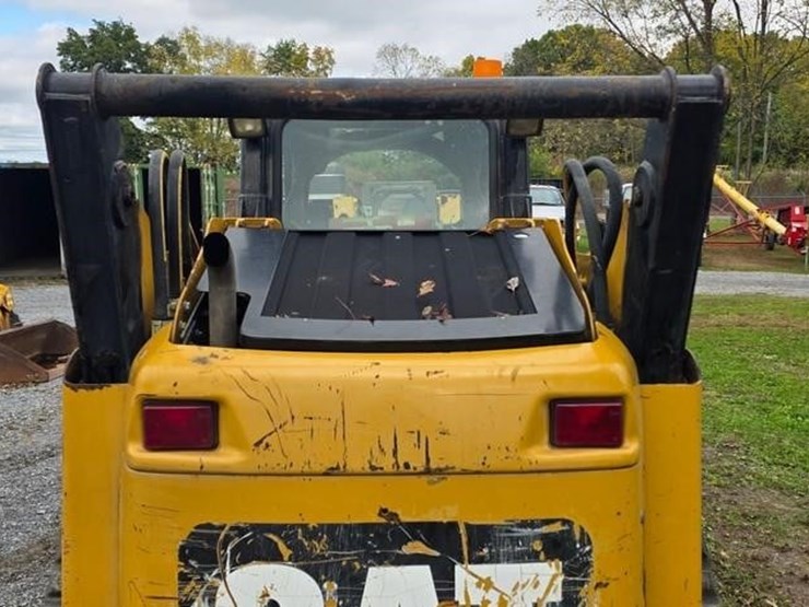 2012-caterpillar-259b3-image-22
