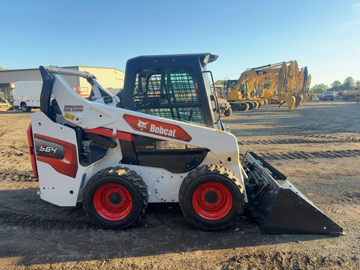 2022-bobcat-s64-image-6