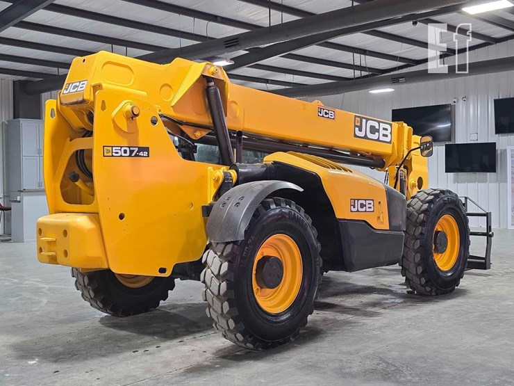 2016-jcb-507-42-image-3