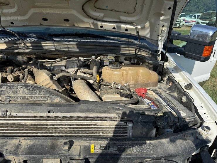 2010-ford-f350-image-115