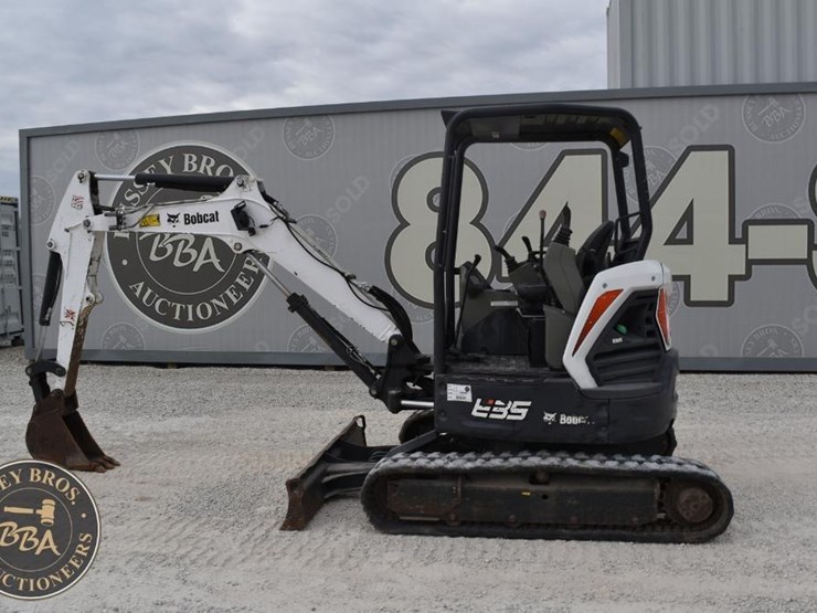 2021-bobcat-e35i-image-11