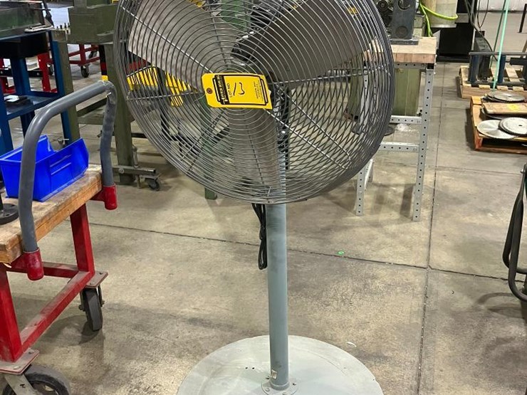 24"-pedestal-fan-image-1