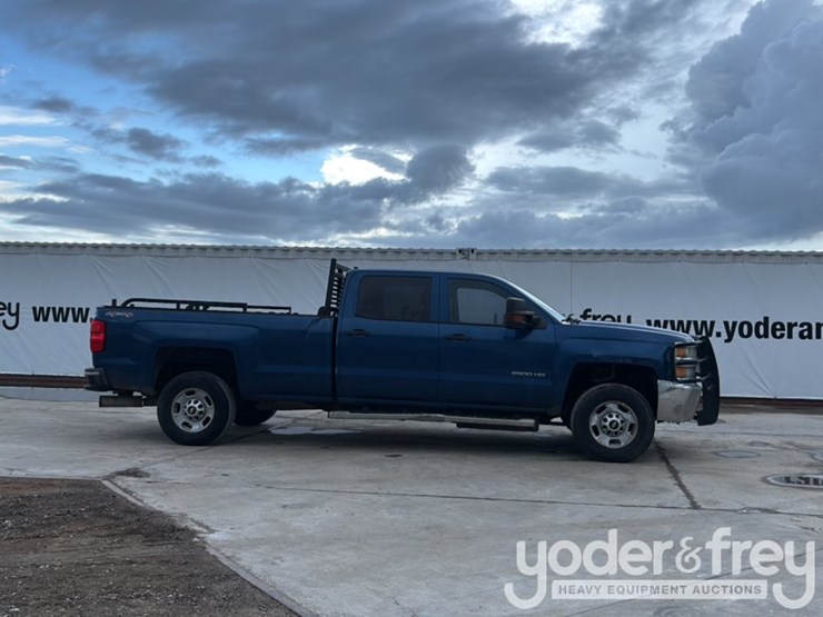 2015-chevrolet-silverado-2500-image-6