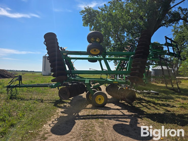 2005-john-deere-637-image-8