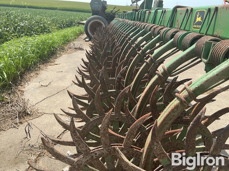 john-deere-400-image-16