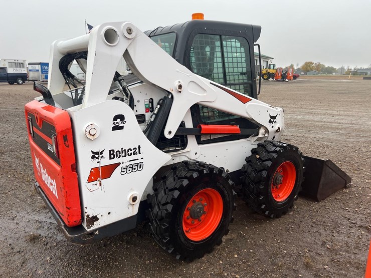 2018-bobcat-s650-image-5