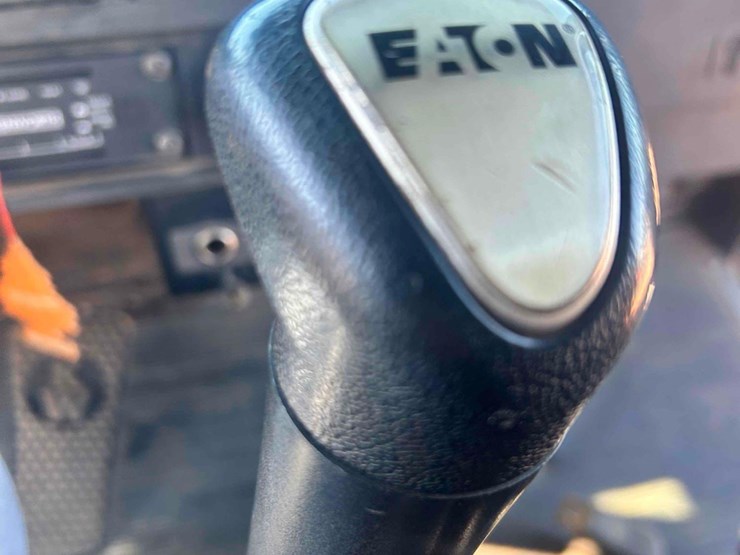 1988-kenworth-t800-image-25