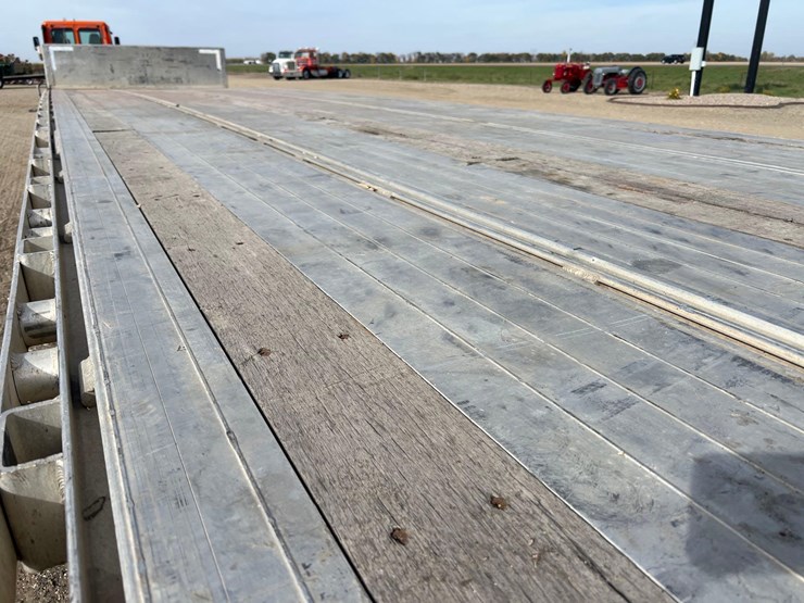 2023-transcraft-step-deck-image-11