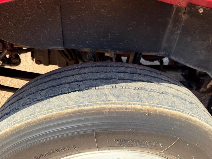 2000-kenworth-t800-image-11