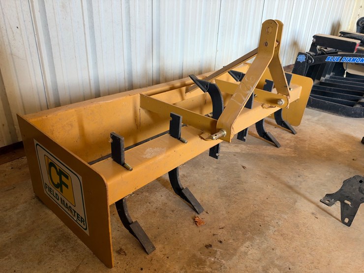 #123-•-cf-field-master-3-point-hitch-box-blade-attachment-image-3