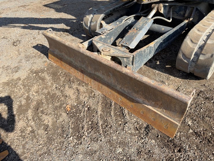 2019-yanmar-vio50-6a-image-16
