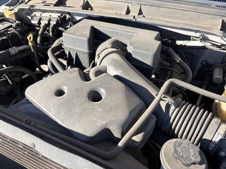 2011-ford-f350-image-10