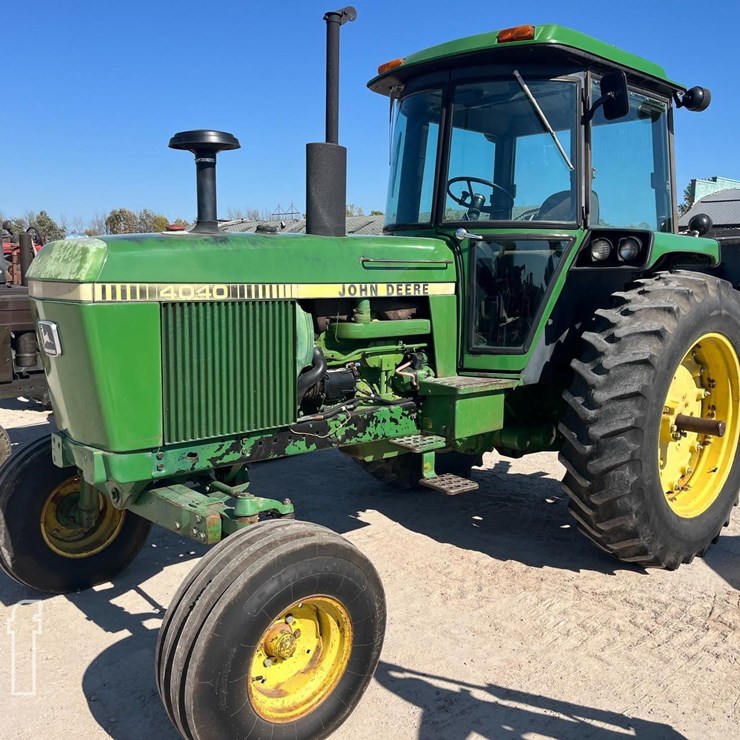 1980 JOHN DEERE 4040