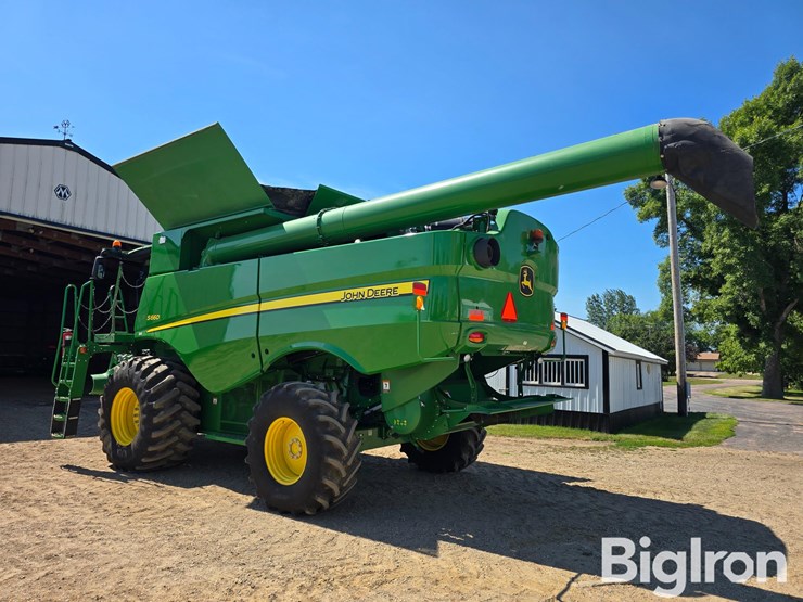2015-john-deere-s660-image-7