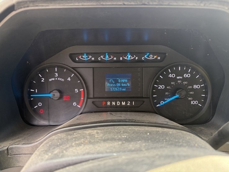 2017-ford-f550-image-32