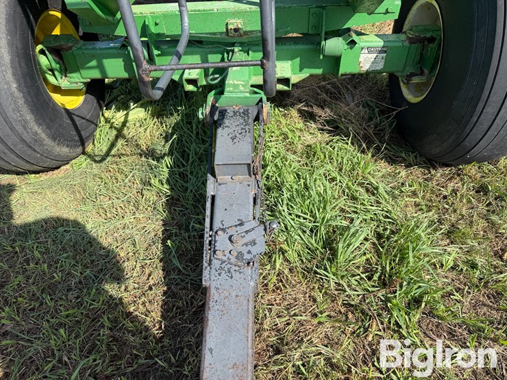 john-deere-650-image-18