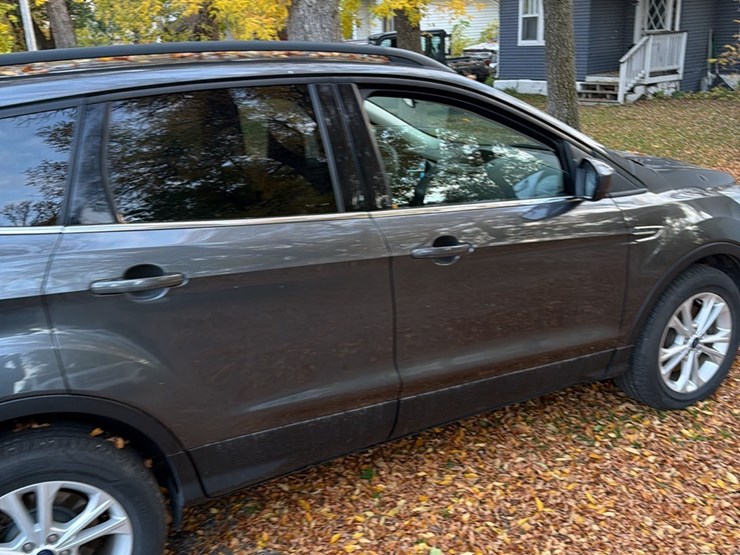 2018-ford-escape-image-23
