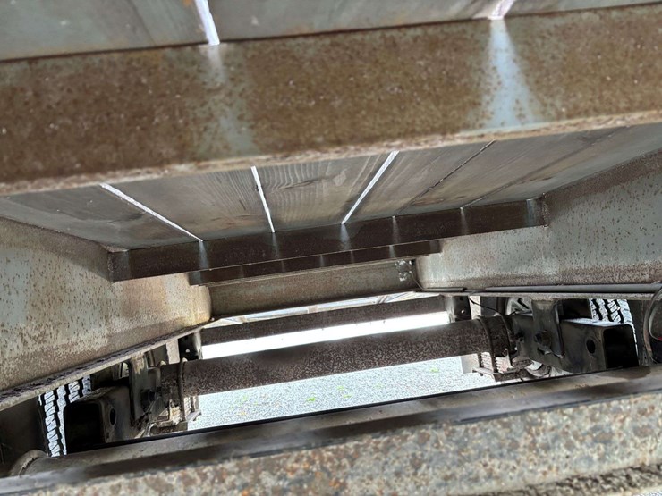 2001-sure-pull-gooseneck-trailer-image-35