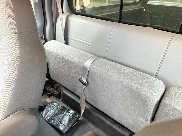 2006-ford-f250-xl-image-43