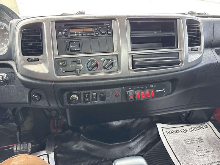 2014-hino-268-truck-s/a-roll-back-truck-image-18