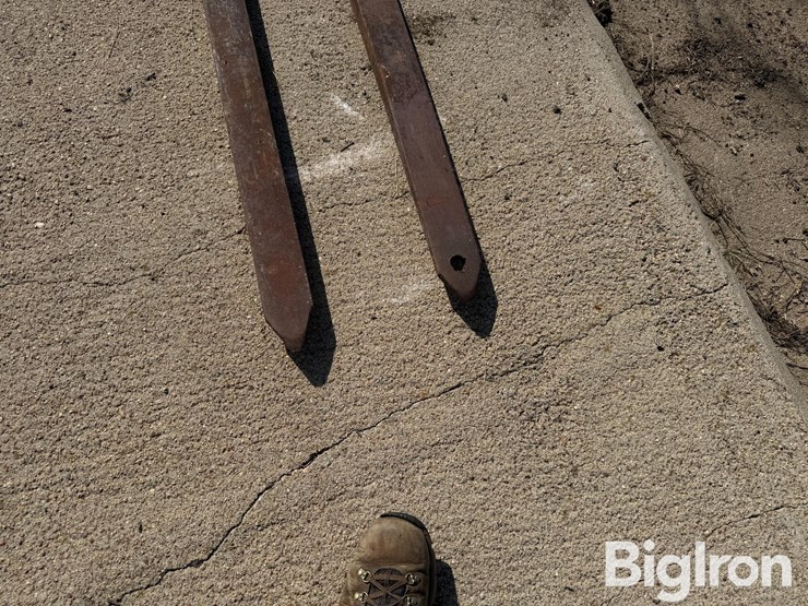 pallet-fork-bucket-attachments-image-13