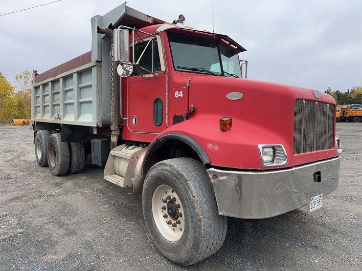 peterbilt-330-image-3