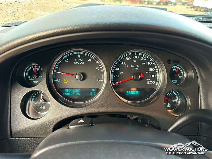 2011-gmc-1500-image-14
