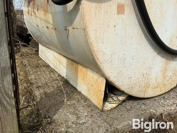 great-plains-550-gal-tank-&-pump-image-8