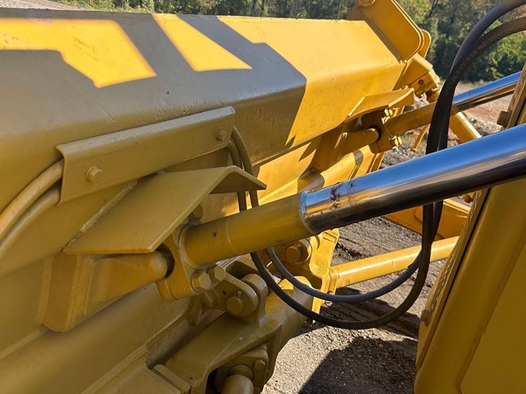 1981-caterpillar-d6d-image-15