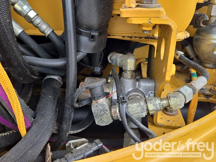2010-caterpillar-303c-cr-image-47