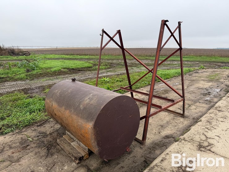 300-gal-fuel-tank-w/stand-image-7
