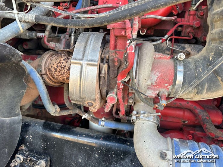 2012-freightliner-coronado-122-image-45