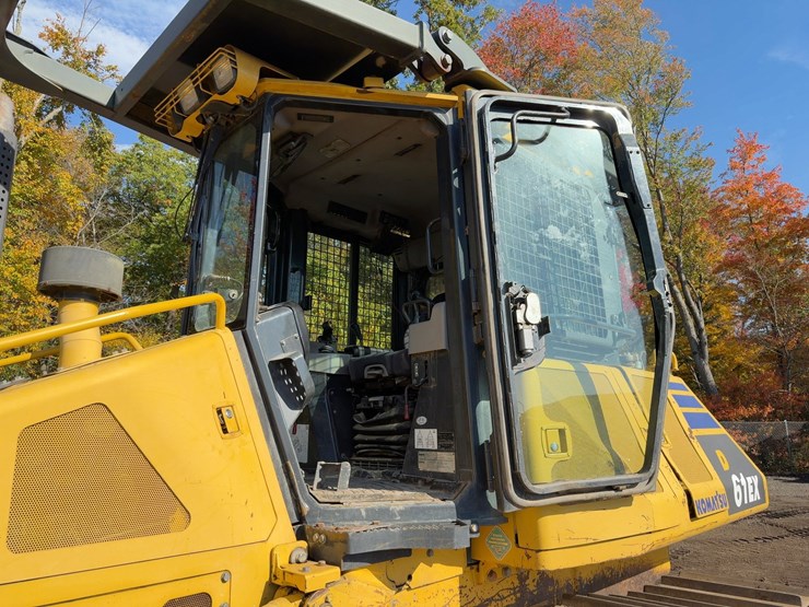 2014-komatsu-d61ex-23-image-33