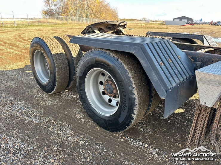 2012-freightliner-coronado-122-image-59