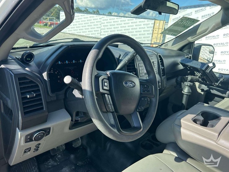 2018-ford-f150-image-13