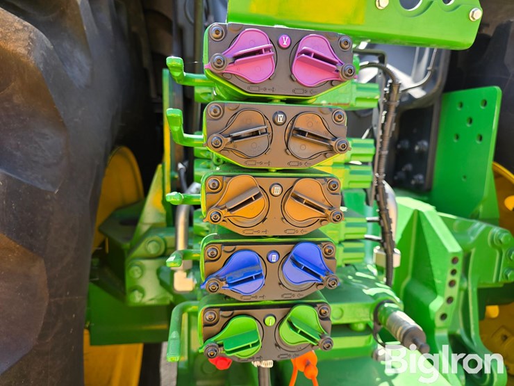 2018-john-deere-9370r-image-10
