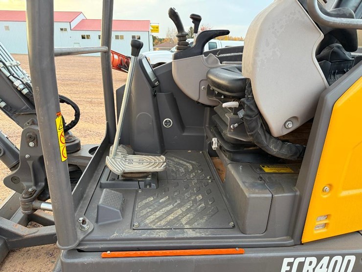 volvo-ecr40d-image-45