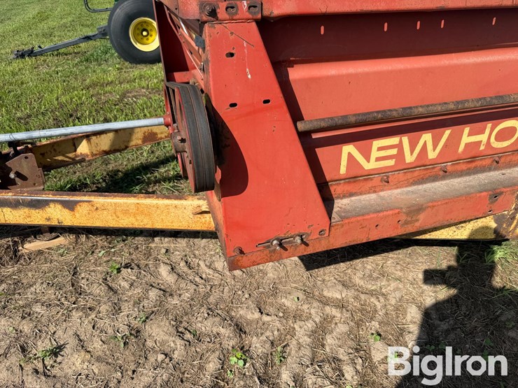 new-holland-790-image-17