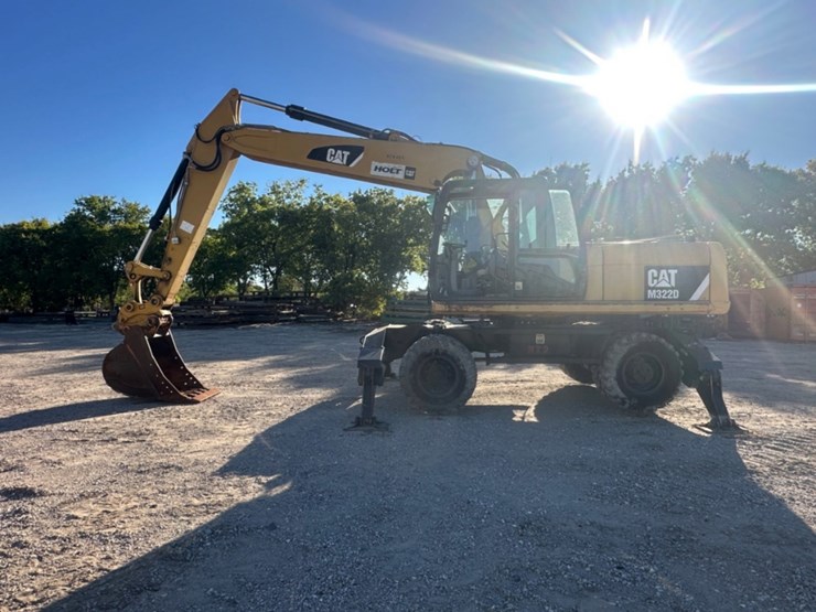 2012-caterpillar-m322d-image-8